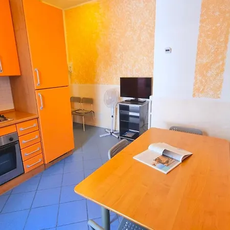 Marzio - Con Terrazzo, Posto Auto E Apartment *