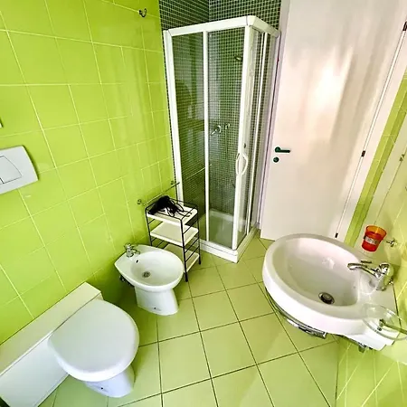 Marzio - Con Terrazzo, Posto Auto E * Marcelli