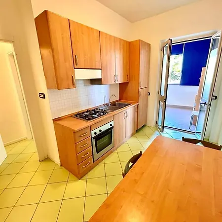 Marzio - Con Terrazzo, Posto Auto E *